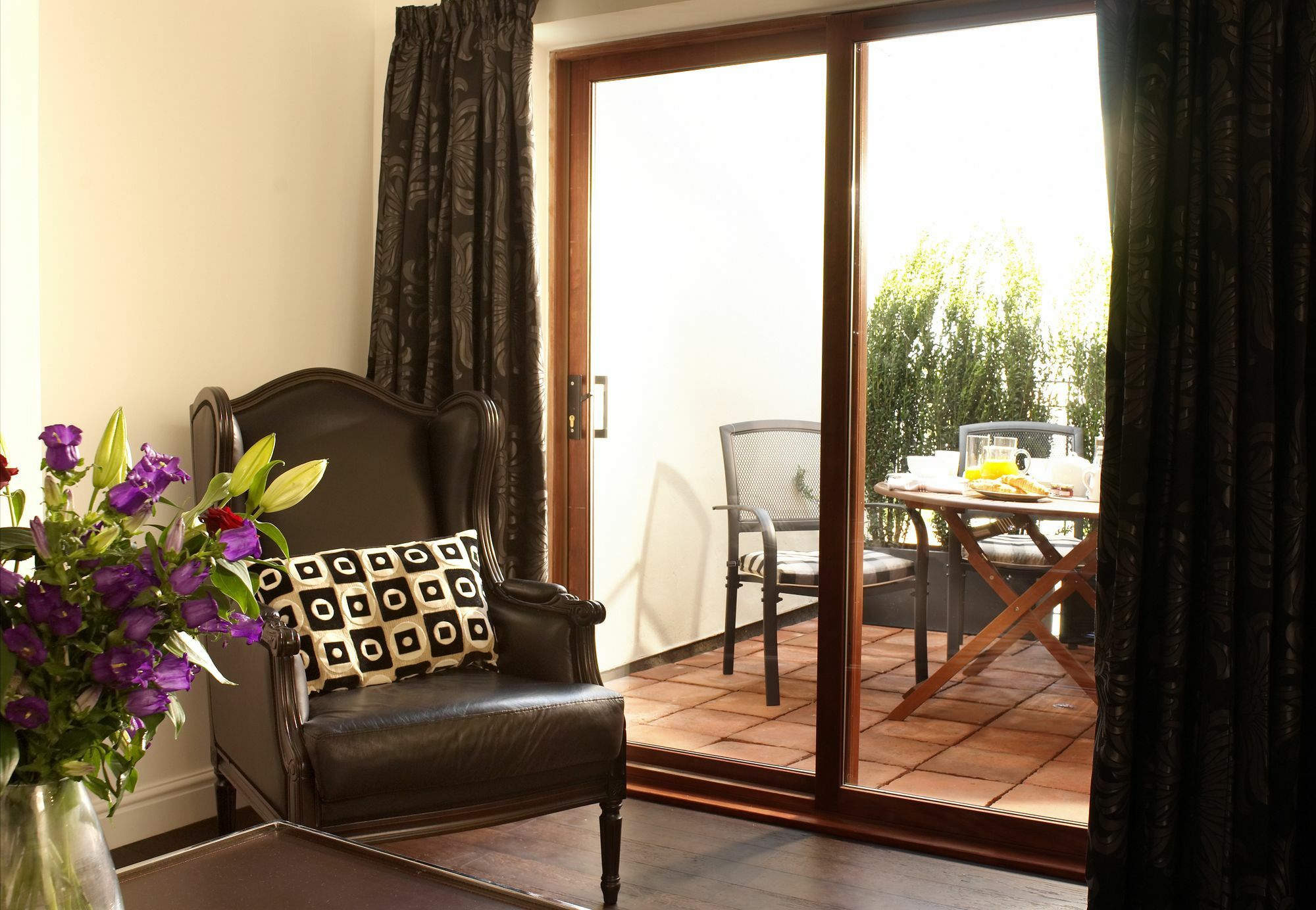 Strozzi Palace Suites By Mansley Cheltenham Extérieur photo
